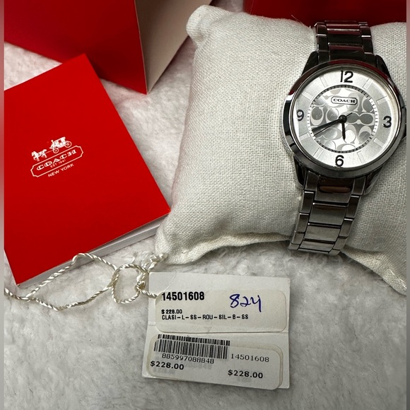 ⌚️Vintage Coach Watch - Picture 9 of 15